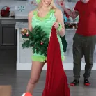 Khloe Kapri in 'Grinchy Stepsis Steals Christmas - S34:E11'
