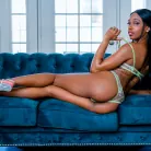 Lacey London in 'Right On Time - S42:E18'