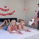 Madison Summers in 'Stepsisters Valentines Day Free Use Gift - S7:E1'