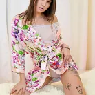 Pretty Mary in 'Young Dream'