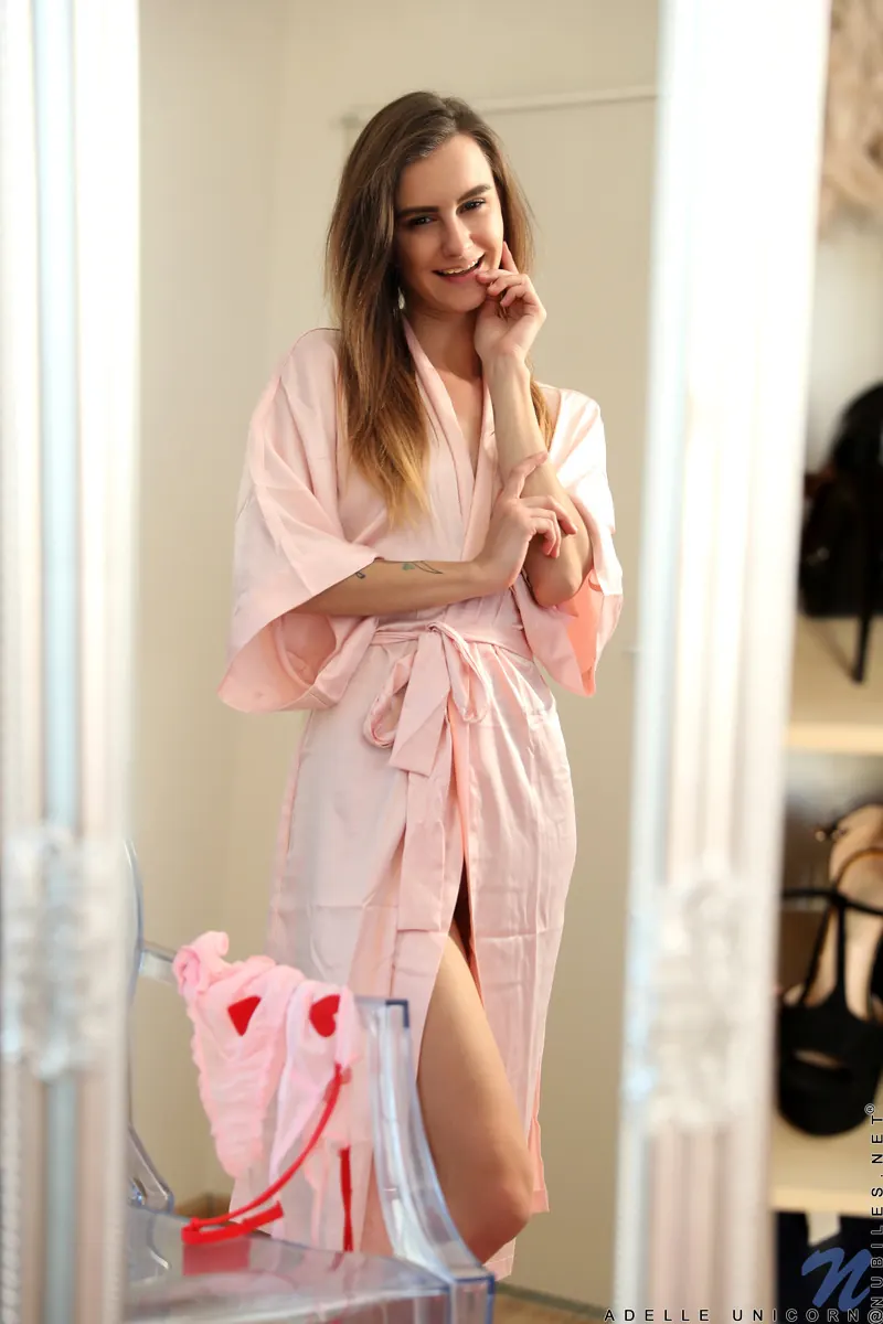 Adelle Unicorn - Trabaja para ello | Picture (1)