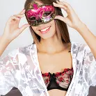 Agnesa Si in 'Angel'