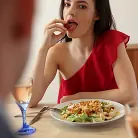 Anie Darling in 'Have A Taste - S38:E15'