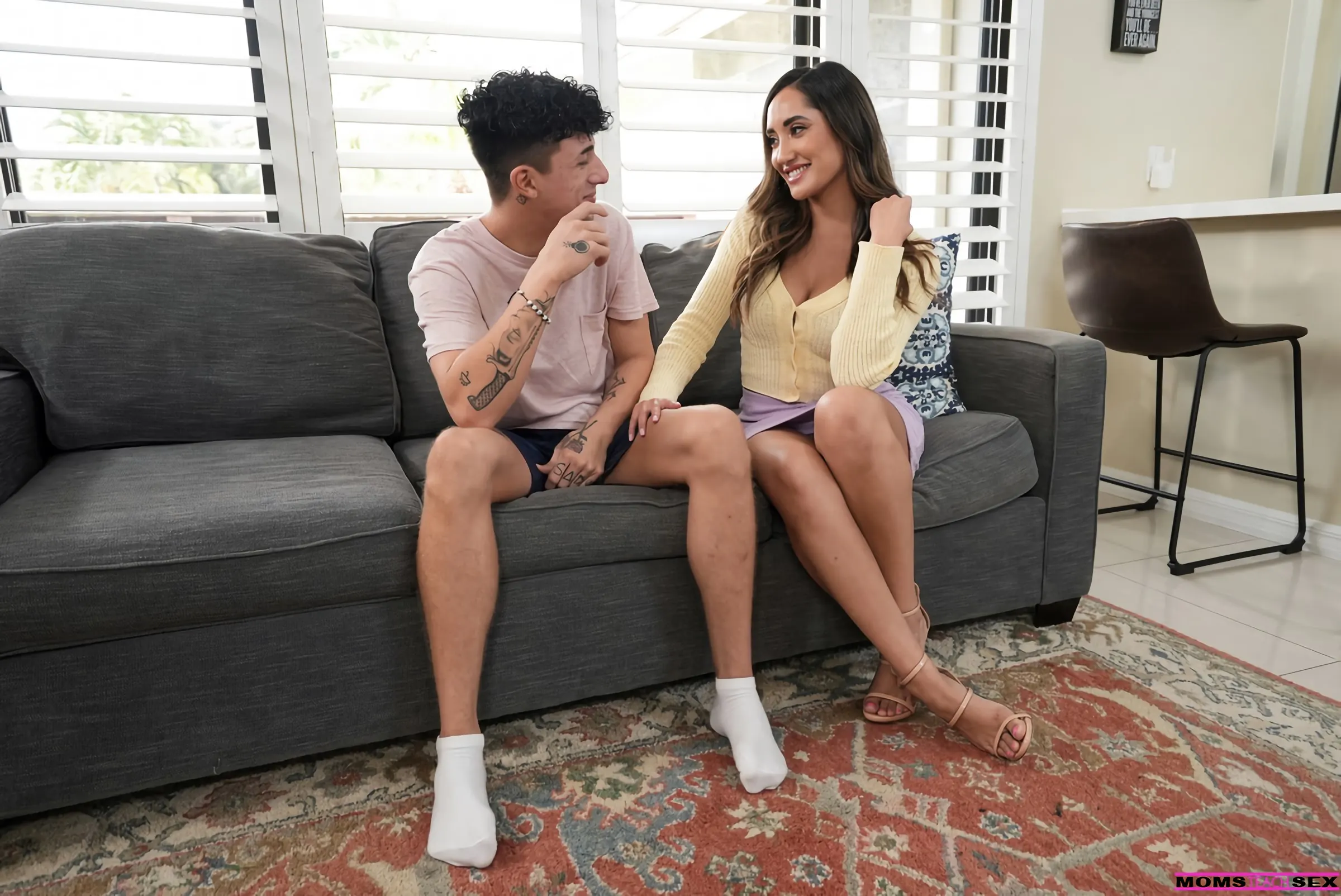 Chloe Amour - Comer taco de madrastra para cenar - s21:e9 | Picture (2)