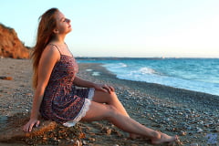 Elison - Solo On The Beach | Picture (1)