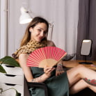 Ellie Wain in 'Petite Perfection'