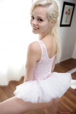 Elsa Jean - My Blonde Ballerina | Picture (1)