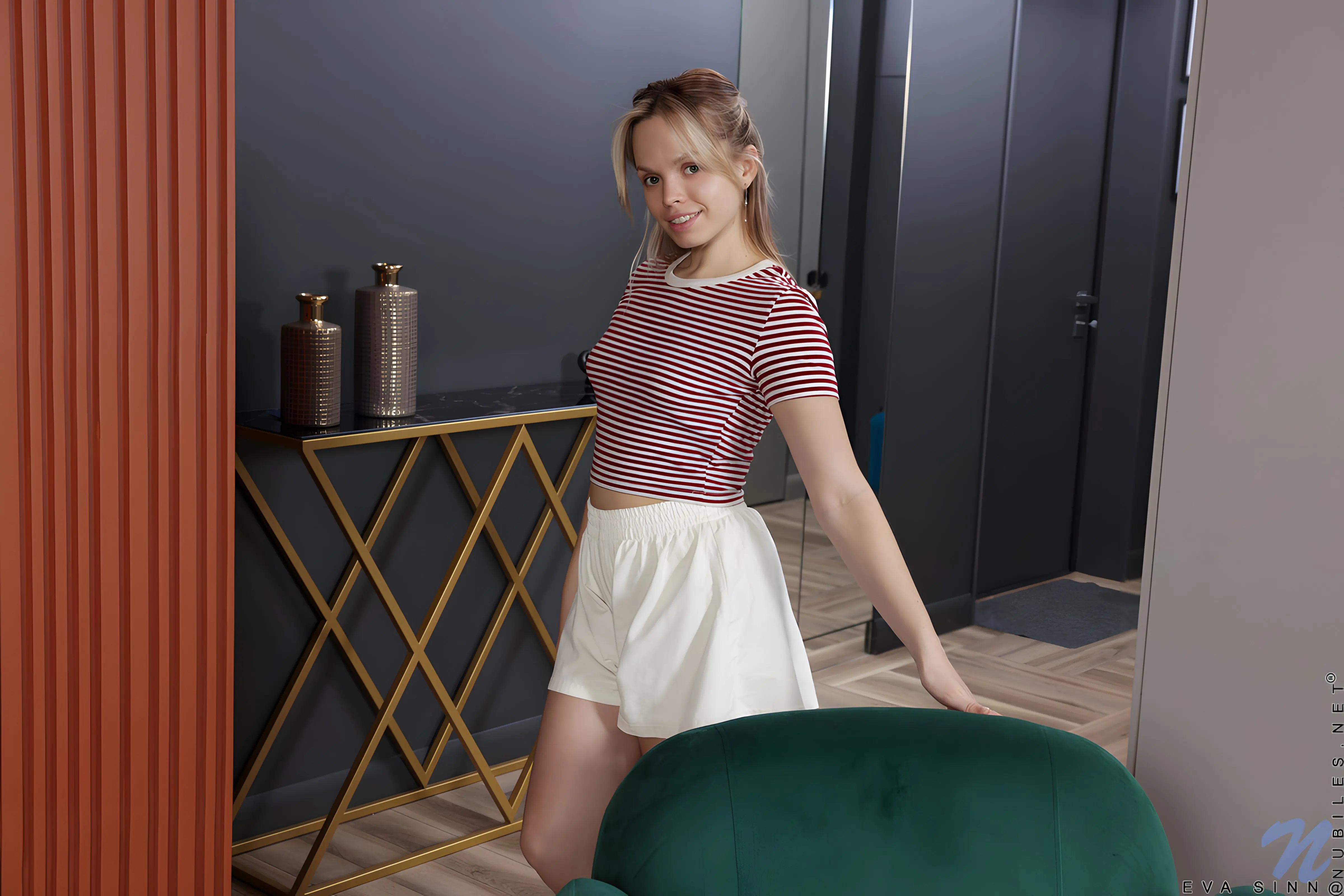 Eva Sinn - Crop Siren | Picture (1)