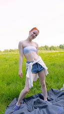 Fox Eva - Love Being Outside | Picture (3)
