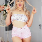 Gina Varney in 'Giving In'