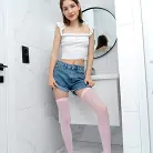 Hareniks in 'Shower With Me'