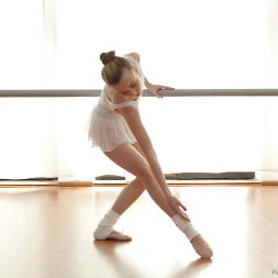 Tiny Ballet Beauty