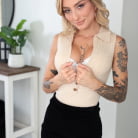 Kathryn Mae in 'Ill Show You What Girls Want - S21:E1'