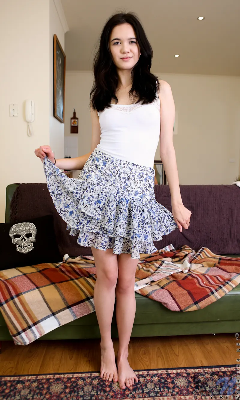 Lily Rei - Loving Herself | Picture (2)