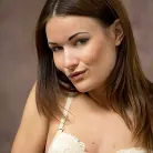 Quin in 'Sexy Brunette'