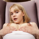 Sunny Shine in 'Tiny Blonde'