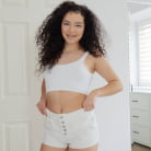 Thalia Diaz in 'Step Sisters Fashion Show - S16:E6'