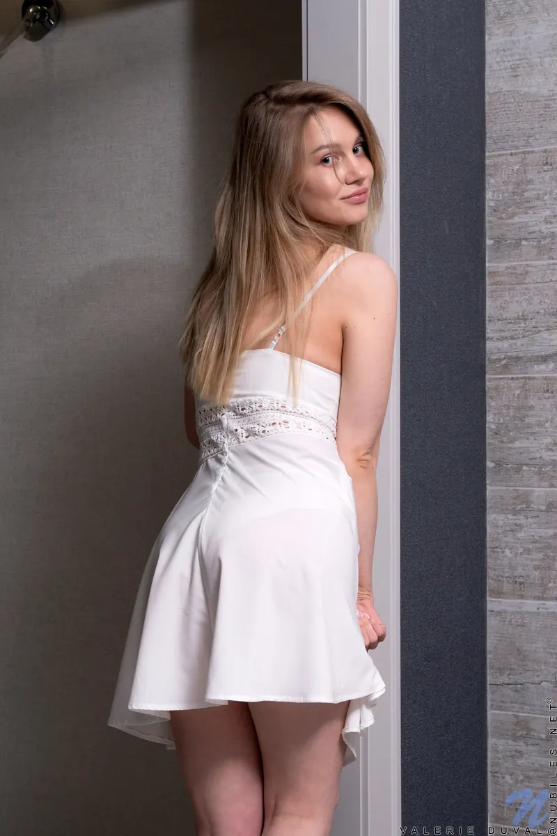 Valerie Duval - Belleza curvilínea | Picture (1)