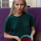 Vasya Sylvia in 'Sweet And Juicy'